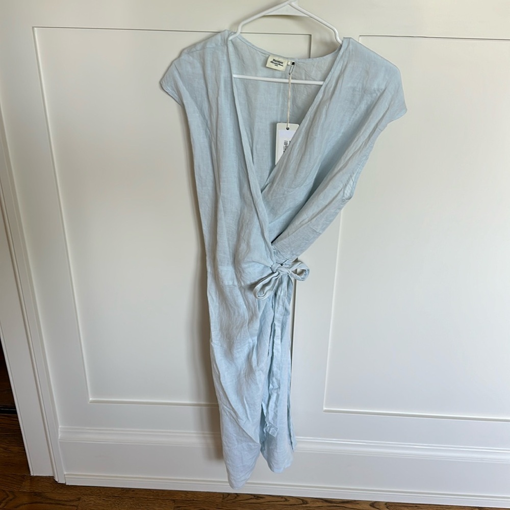 NWT Hartford light blue linen wrap dress. SZ5 (US12)